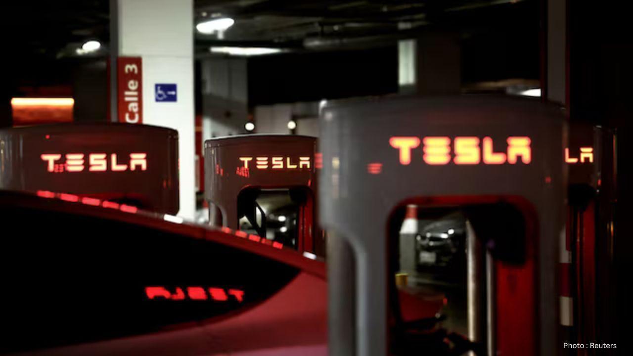 Tesla Faces EU Concerns Over Safety of Automated Driving Technology