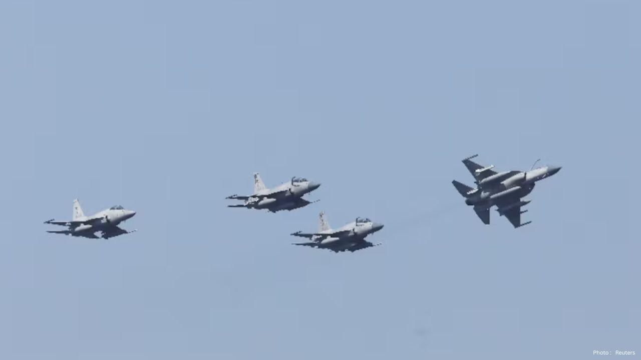 Pakistan Sends Jets and Troops to Saudi Arabia Amid Iran War
