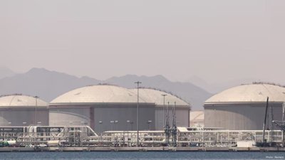 Oil Prices Drop More Than 4 Percent as US and Iran Remain Divided Over Nuclear Deal