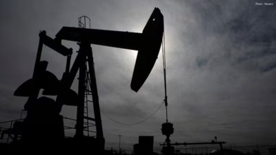 Oil Prices Climb as Strait of…