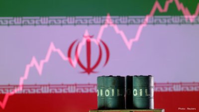 Iran Explores Resuming Oil Exports to Japan as Buyers Seek Longer US Sanctions Waiver