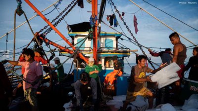 Philippine Fishermen Say China Con…