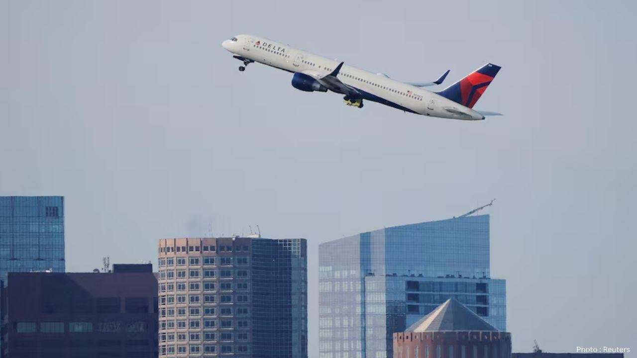 Delta Reaffirms Profit Forecast as Higher Airfares Offset Fuel Cost Pressure