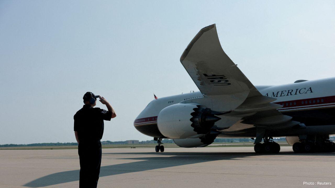 Trump’s Qatari Air Force One Set for Security Upgrades as Experts Question One-Month Timeline
