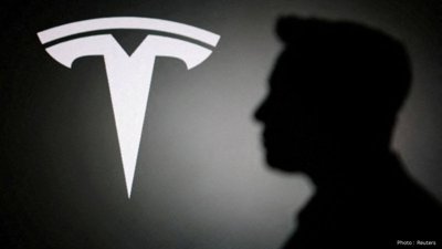 Elon Musk Fuels Tesla-SpaceX Merger Speculation, Cites Growing Collaboration