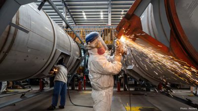 China's Industrial Profit Growth Slows in June Despite Strong Export Performance