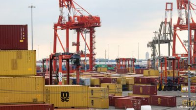US Container Imports Reach Fourth-Highest July Level as Shippers Rush Ahead of Tariff Changes