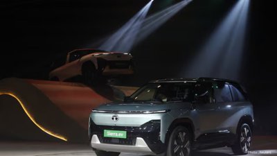 Tata Motors PV Shares Fall 6% After Profit Plunges 80%