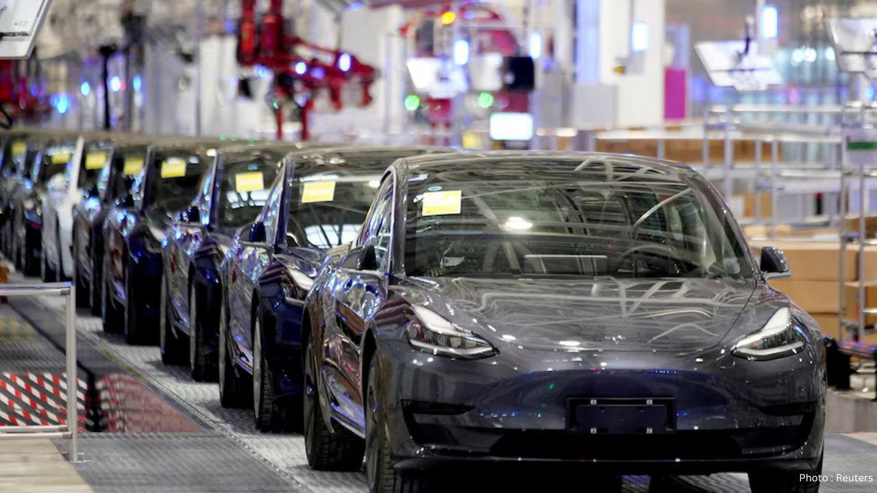 Tesla and Eight Automakers Recall 4.3 Million Vehicles in China Over Door Safety