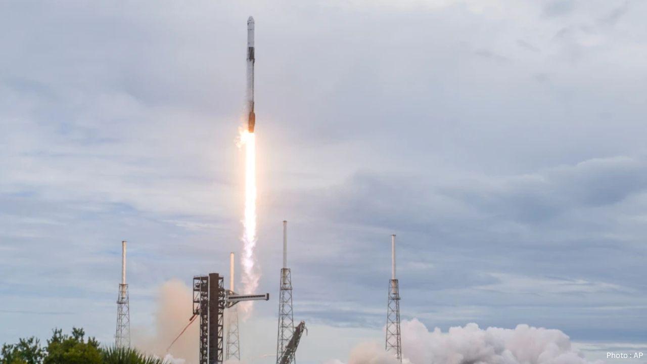 SpaceX Records $4.4 Billion Profit as Elon Musk Opens Door to Tesla Merger